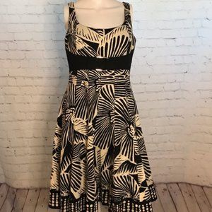 Nine West Beige Black Sleeveless Dress - Size 8